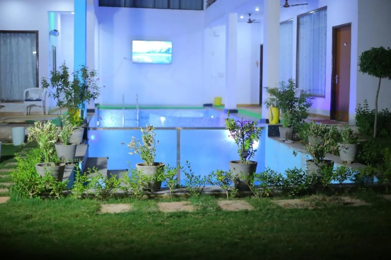 Acqua Manor Home Stay Agra