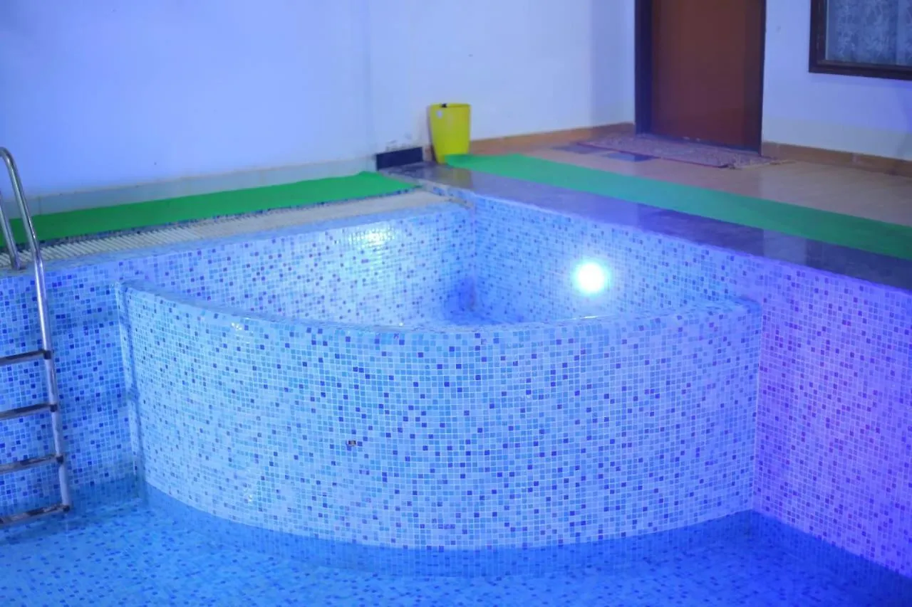 Acqua Manor Home Stay Agra